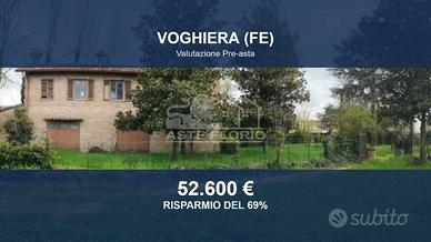 Immobile in asta di 238 m² con più di 5 locali a V