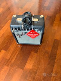 Amplificatore Fender 10G