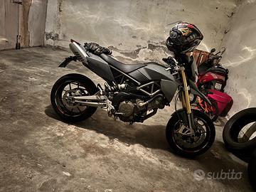 Aprilia Dorsoduro 750