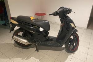 SH 125i nero