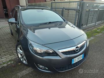 OPEL ASTRA 2011 1.6TURBO BENZINA SPORT GARANZIA 12