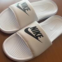 Ciabatte nike come nuovo