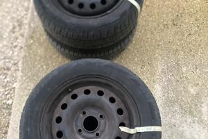 Gomme estive e cerchi 195/60/15