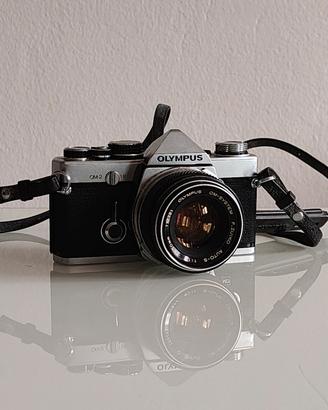 OLYMPUS OM-2 macchina fotografica + Agfatronic 302