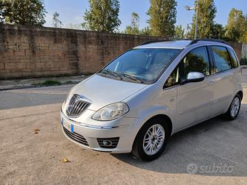 Lancia MUSA 1.3 Mjt 95 CV 5th Avenue anno 2011