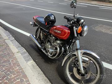 Moto suzuki