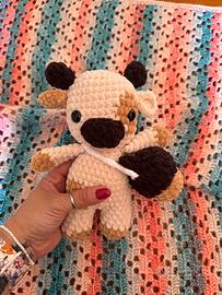 mucca amigurumi fatta a mano uncinetto