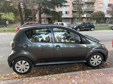 Toyota Aygo consigliata per neo patentati
