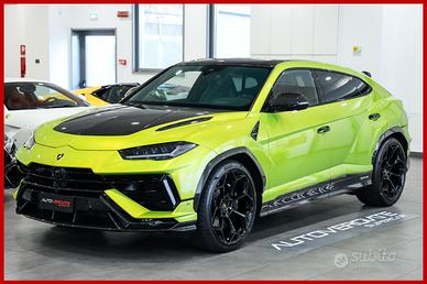 LAMBORGHINI Urus 4.0 Performante - FULL CARBON -