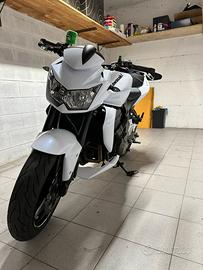 KAWASAKI Z750