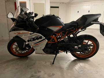 Ktm rc390 2015