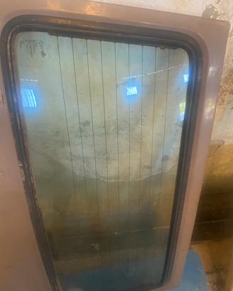 Lunotto posteriore a112