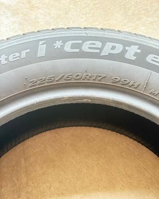 4 Gomme invernali Hankook Winter i*cept 225/60 R17