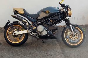 Ducati Monster Dark 620 i.e. 2004 (personalizzata)