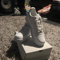 Nike Air Force 1 bianche originali – taglia 43