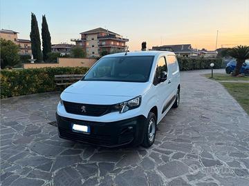 PEUGEOT Partner BlueHDi 100 S&S PC Furgone Premium