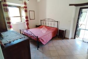 CASA SEMINDIPENDENTE A CERVARO