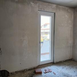 finestre  alluminio bianche con doppio vetro