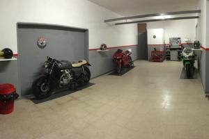 Magazzino con bagno mq 55 via Roma