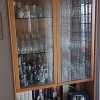 Vetrinetta in noce massello