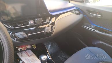 Toyota c-hr (2016-2023) - 2017