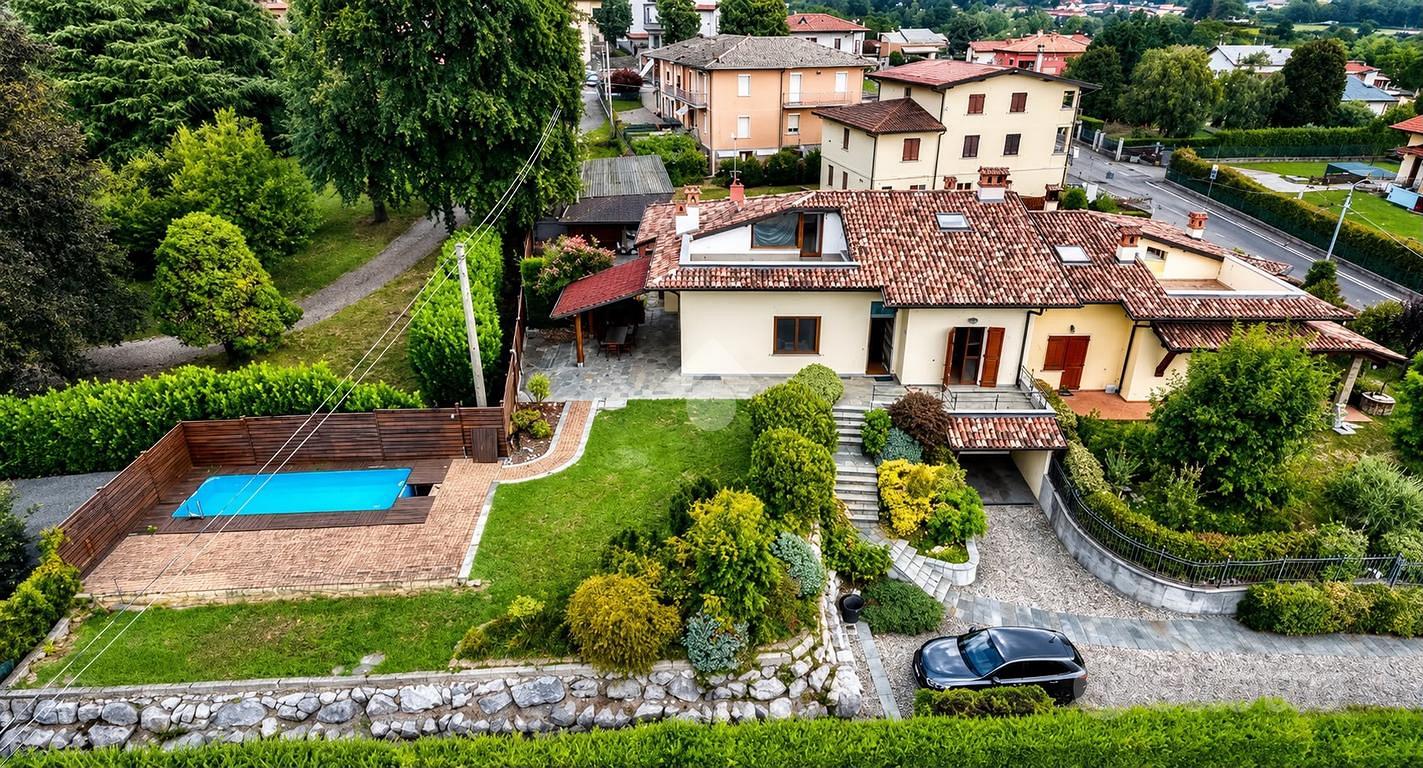 Casa – Caprino Bergamasco, Casale, Prato - Vista 2