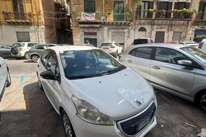 Peugeot 208 1.4 HDi 68 CV 5 porte Van Pack