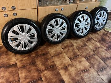 🛞 4 CERCHI ORIGINALI TOYOTA + 4 PNEUMATICI ESTIVI