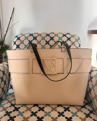 Borsa Armani Exchange