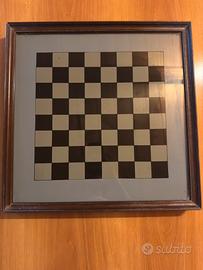 Dama in legno