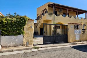porzione di villa a Maddalena Spiaggia