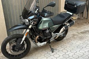Moto Guzzi V85tt