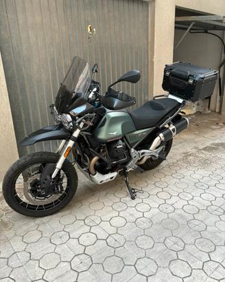 Moto Guzzi V85tt