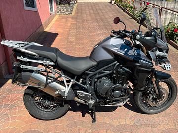 TRIUMPH TIGER EXPLORER 1215