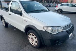 Fiat strada 2009 1.3 multijet