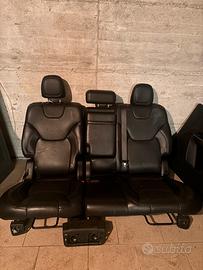 Sedili in pelle Jeep Cherokee