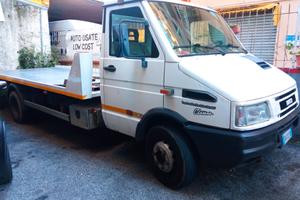 Carro Attrezzi IVECO 2.8cc PATENTE C - IVA ESPOSTA