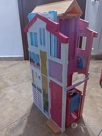 Barbie: Casa Malibu, Camper, Vespa, Bambole e vari