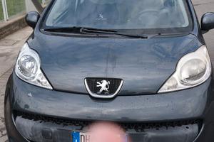 Peugeot 107 Sweet Years 2007 quasi 180.000 km