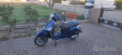 Vespa 300 GTS hpe ABS