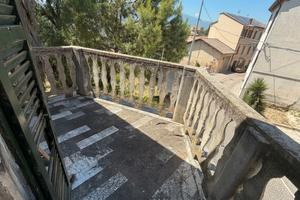 In centro storico con terrazzo panoramico e garage