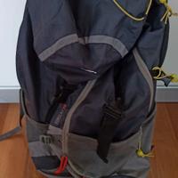 Zaino QUECHUA 70l
