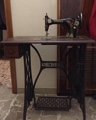 Macchina da cucire Singer del 1913