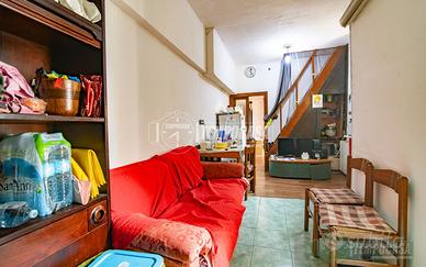 BILOCALE CON MANSARDA - ZERO SPESE CONDOMINIALI -