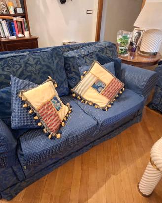 1  divano letto piume in  velluto 