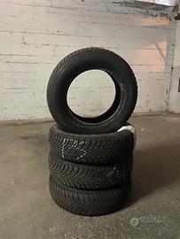 Pneumatici invernali Bridgeston Blizzak LM005