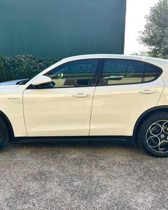 Alfa Stelvio 2.2 Rwd