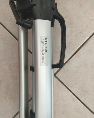 cavalletto fotocamere digitali leggere e reflex