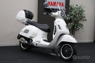 Piaggio Vespa 300 GTS