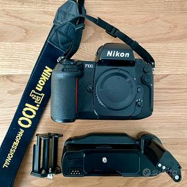 Nikon F100 + battery grip Nikon MB-15